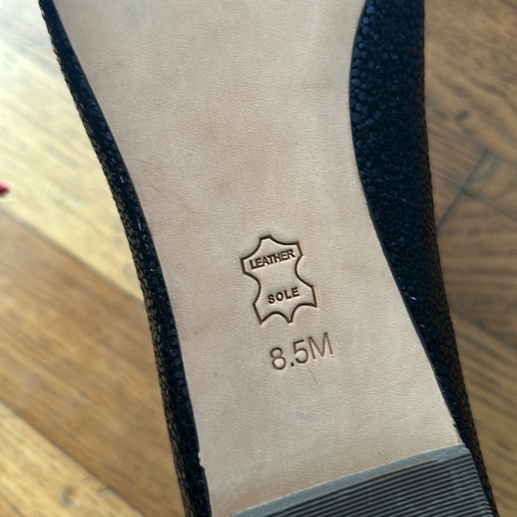 Tory Burch "Vanessa" Jeweled Crystal Bow Pointy Toe Leather Flats Size 8.5 - Picture 7 of 13